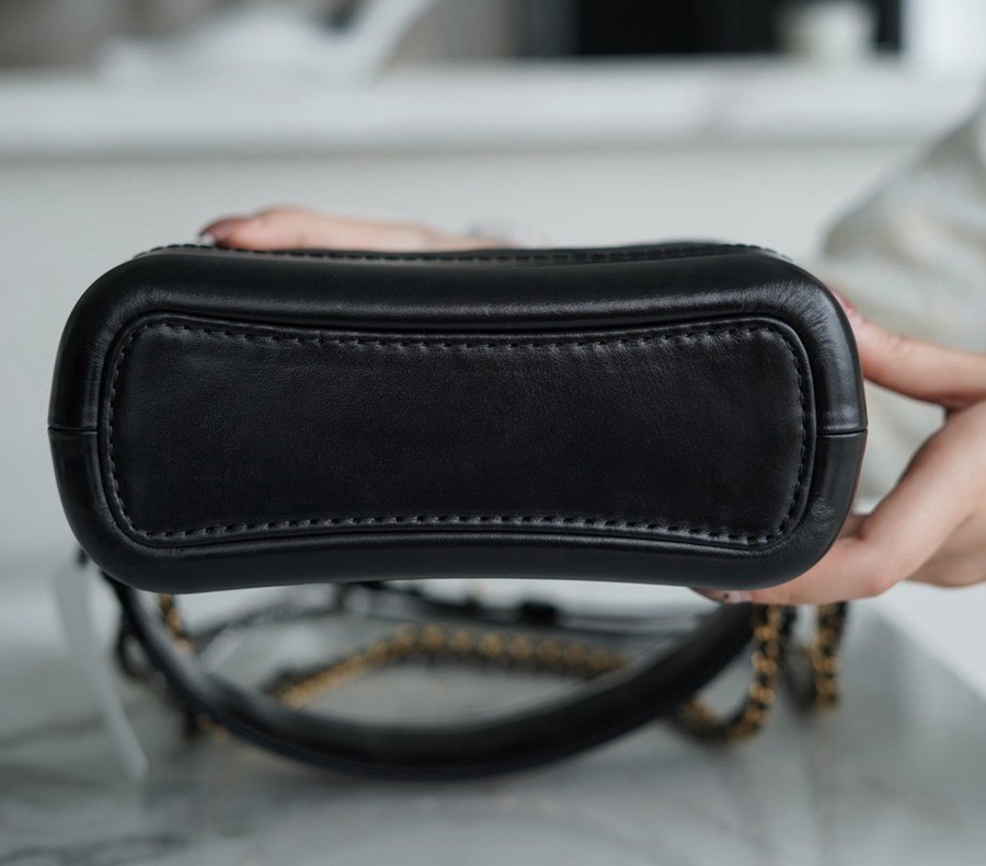 經典流浪包 黑色 20CM_3