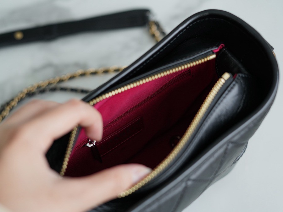 經典流浪包 黑色 20CM_5