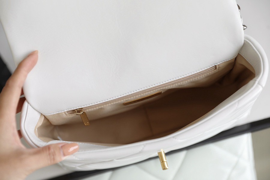 19Bag 白色 金扣 26CM_2