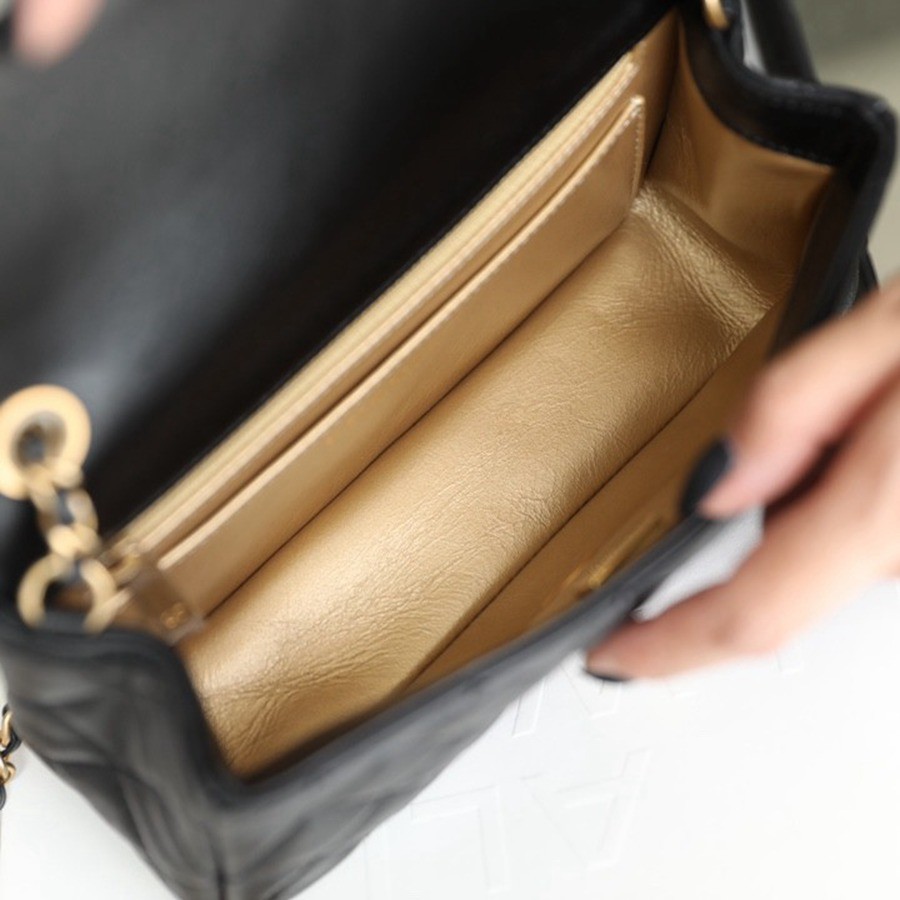 CF 經典款 金球 Mini 羊皮 黑色 金扣_10