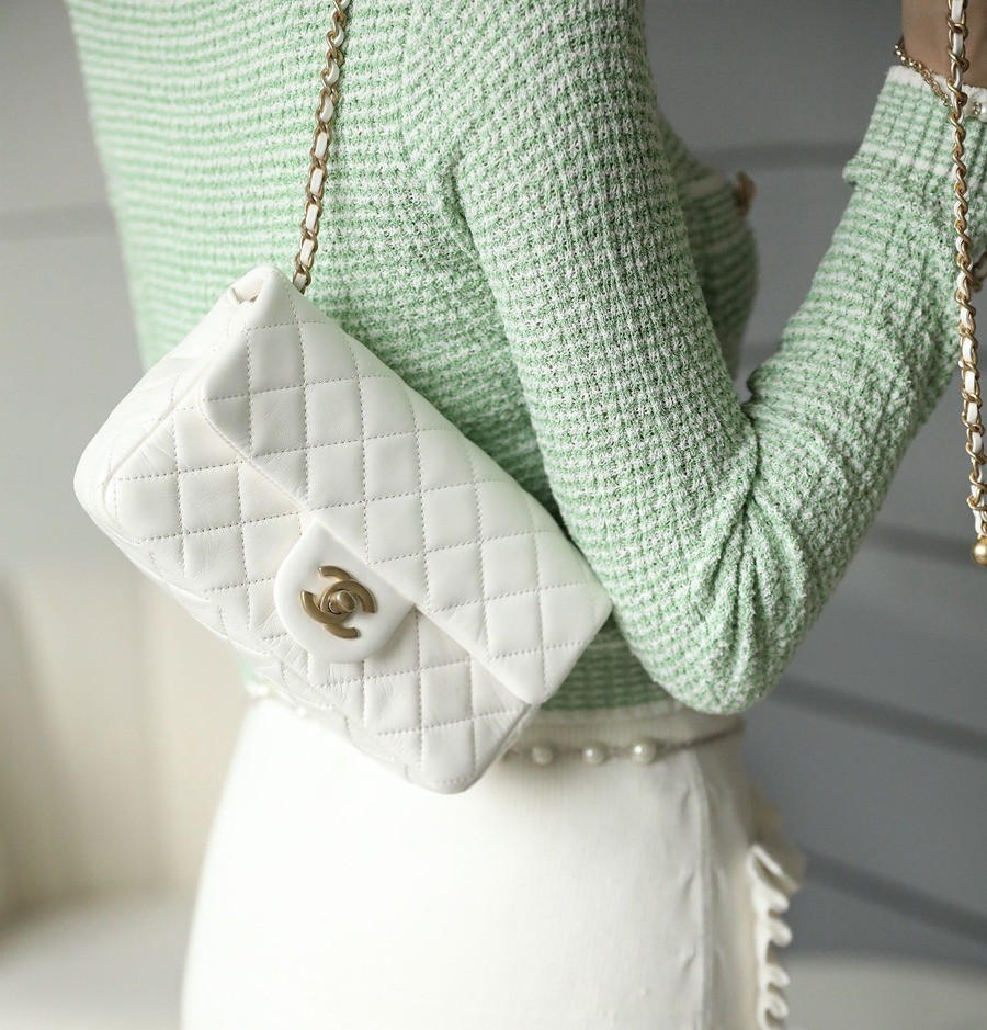 CF 經典款 金球 Mini 羊皮 白色 金扣_14