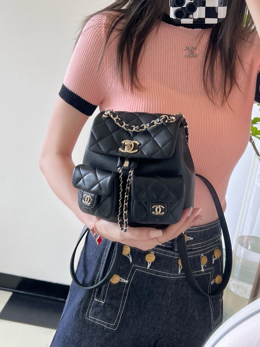 23A 青蛙雙肩包 亮面牛皮 黑色 小號_16