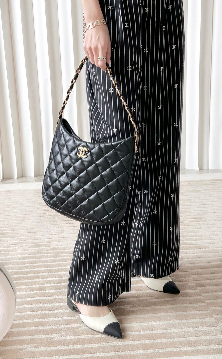 22K Hobo 大號腋下包 黑色_10