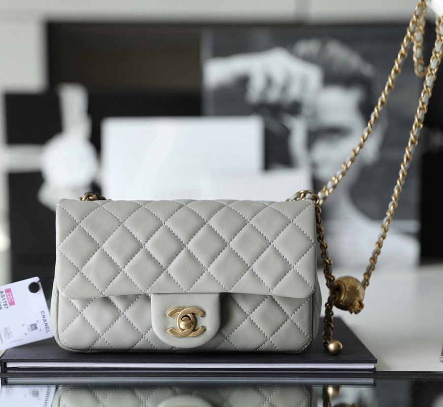 CF 經典款 金球 Mini 羊皮 斑鳩灰金扣_1