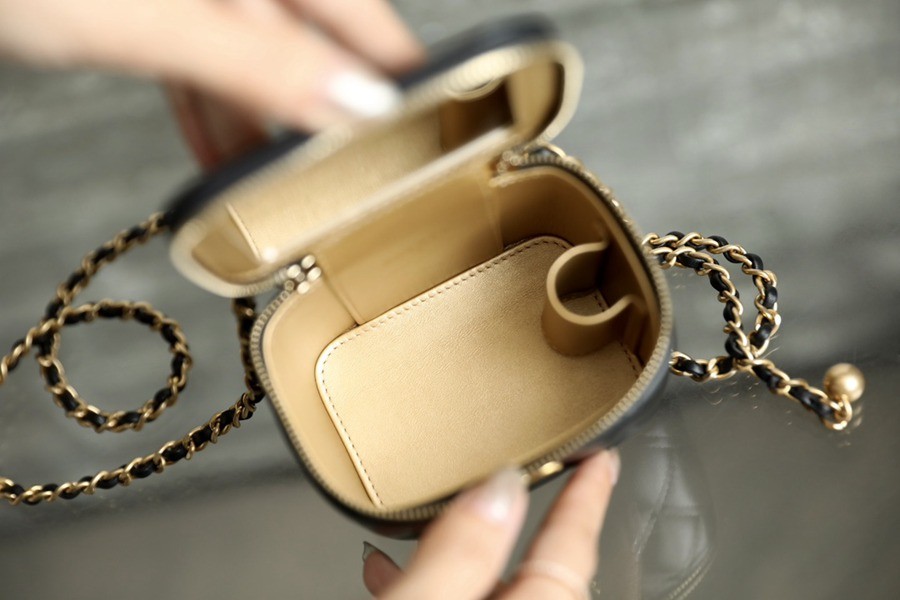 經典 金球化妝包 羊皮黑色 金扣_8