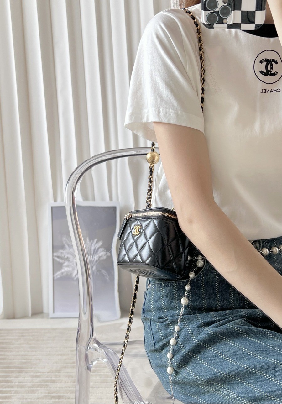 經典 金球化妝包 羊皮黑色 金扣_17