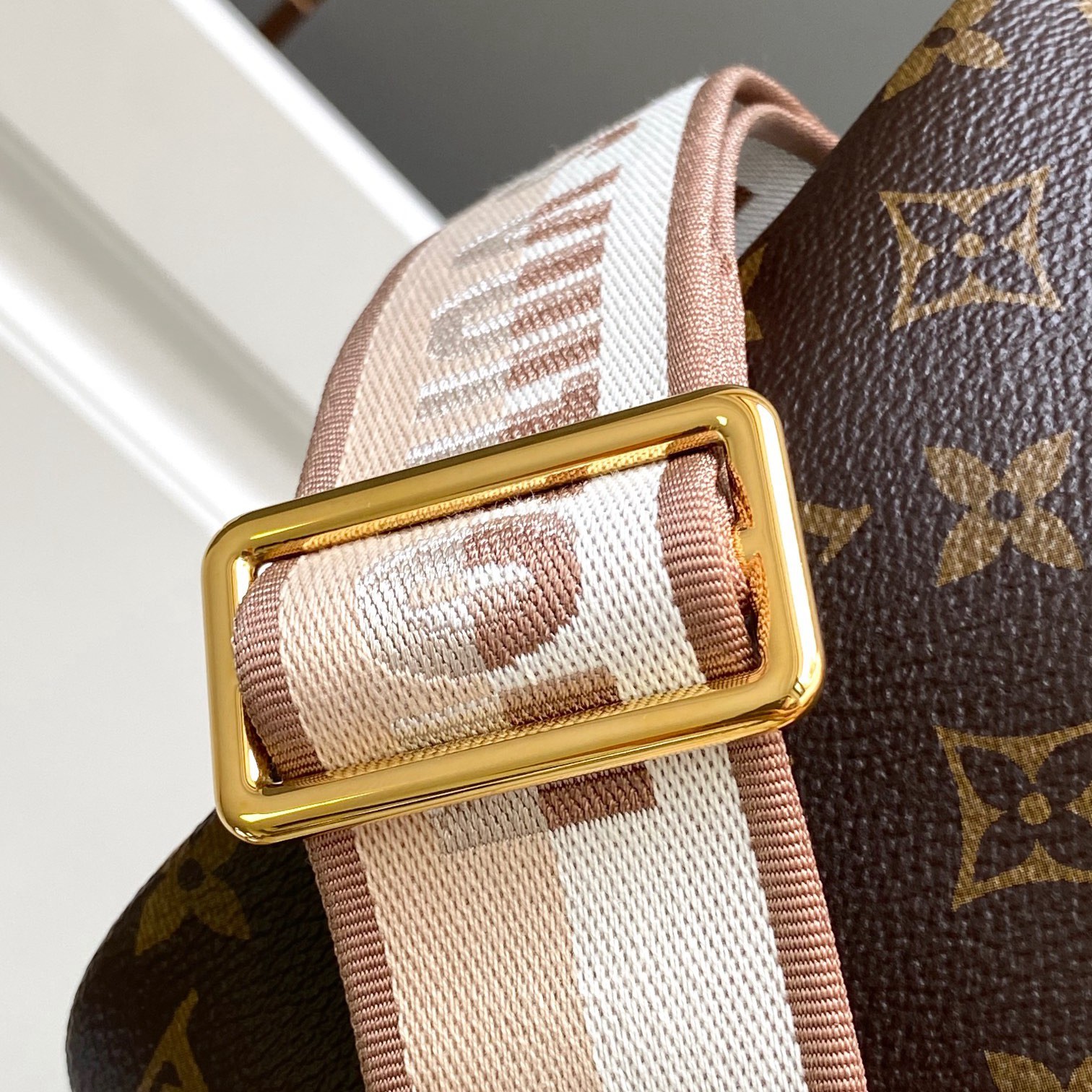 M46705 Neverfull BB 手袋_13