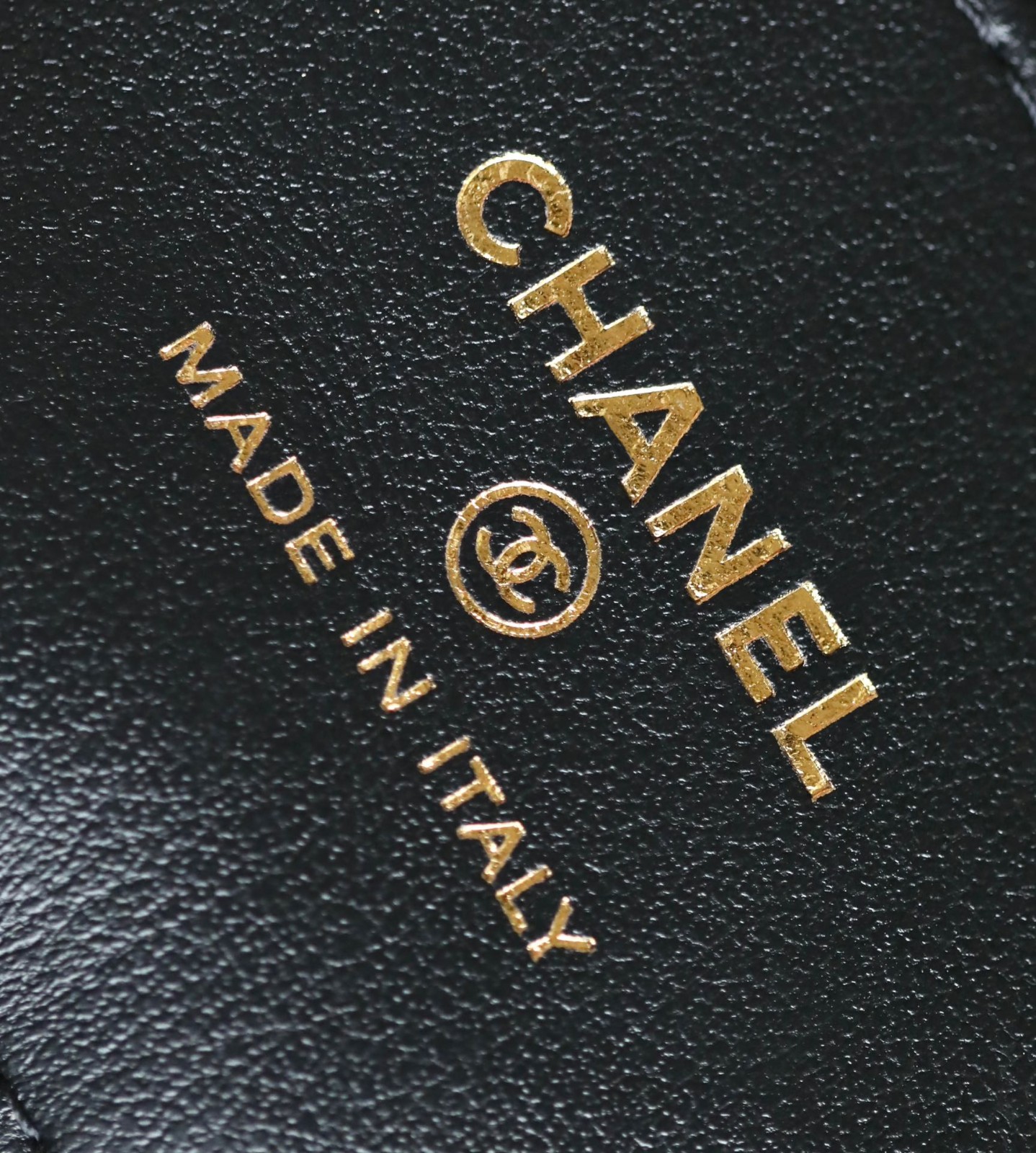 小香 23K秋冬 Kelly鏈條手拿包 小號 黑色_7