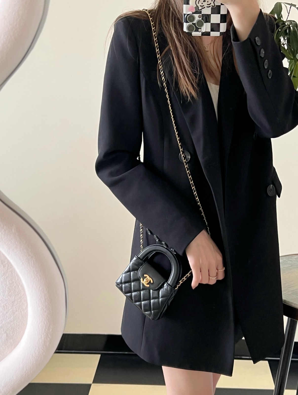 小香 23K秋冬 Kelly鏈條手拿包 小號 黑色_8