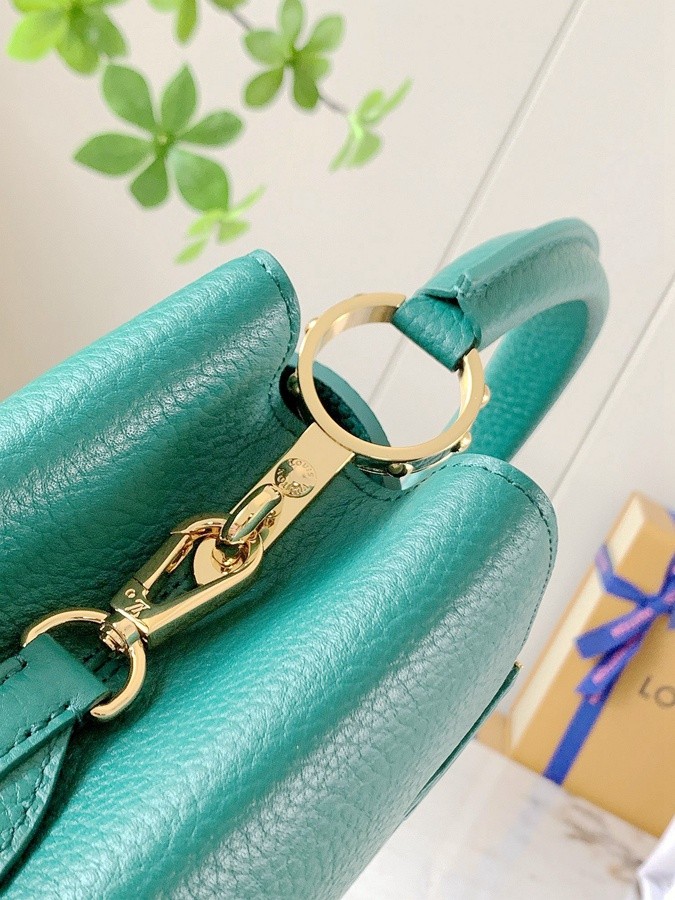 M21690 Capucines BB 手袋_6