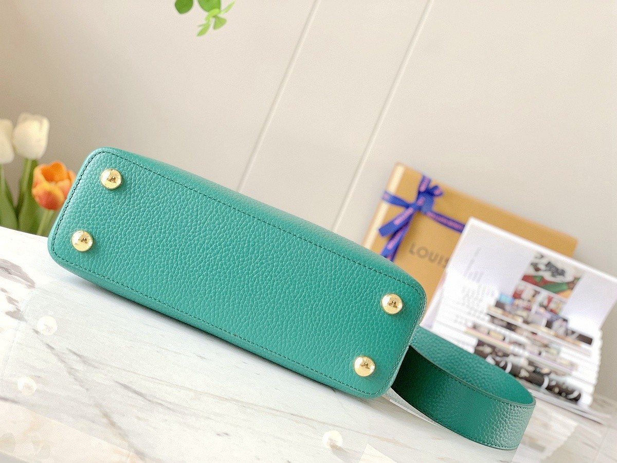 M21690 Capucines BB 手袋_5