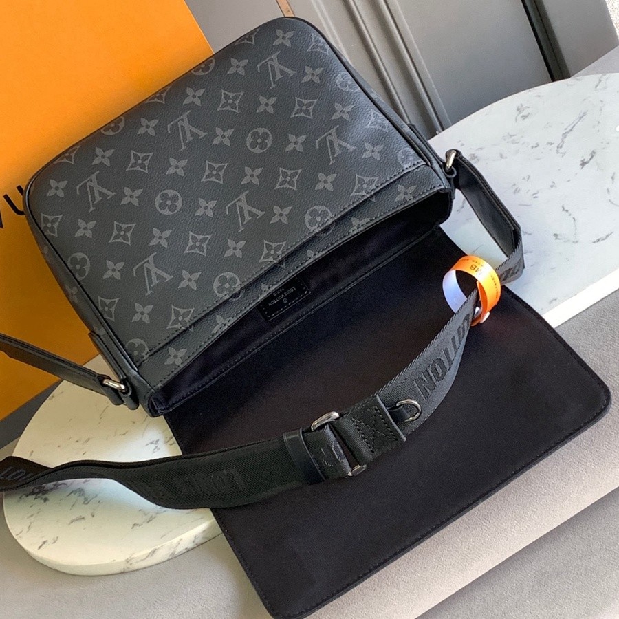 M46255 District 小號郵差包_5