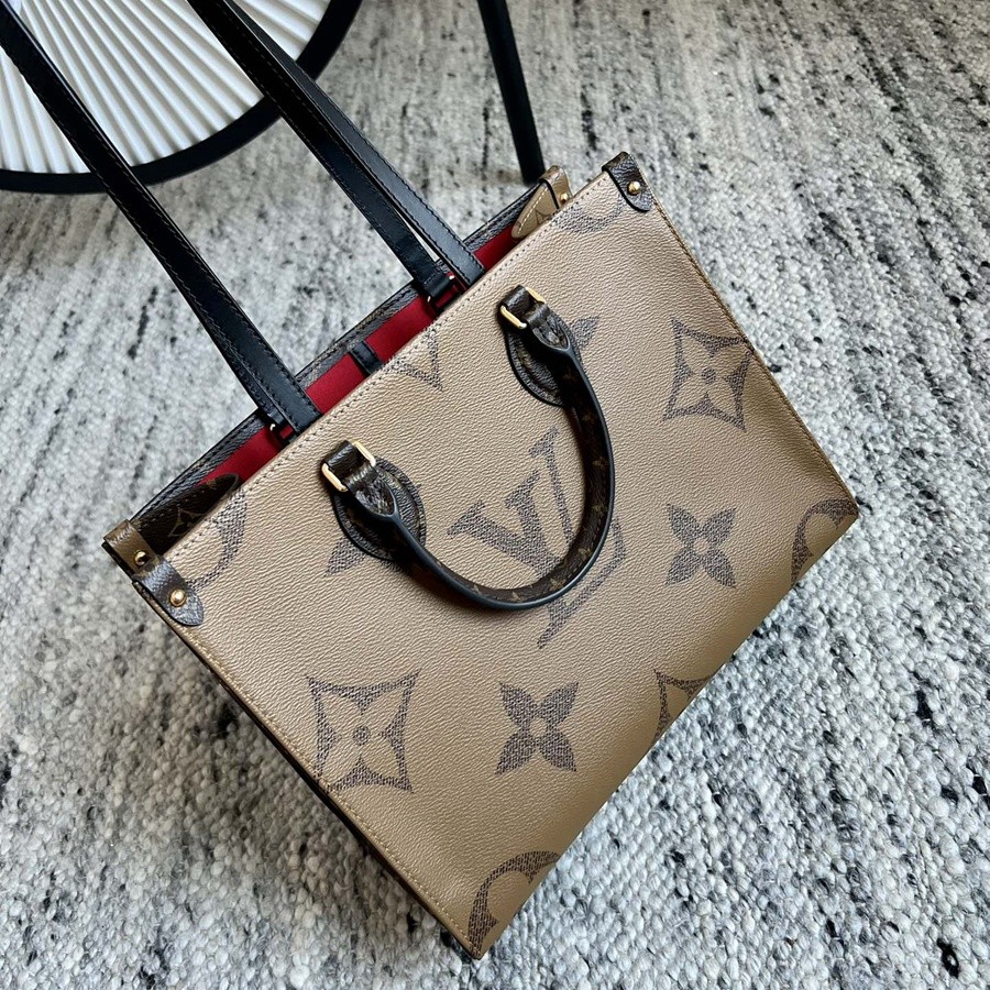 M45321OnTheGo中號手袋_8