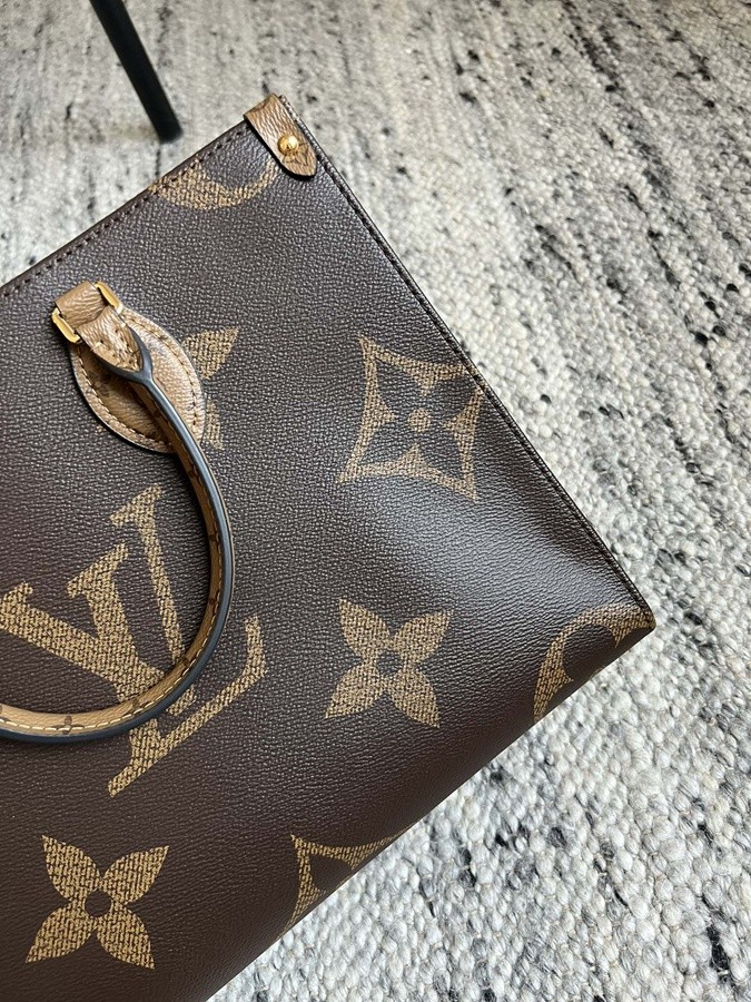 M45321OnTheGo中號手袋_12