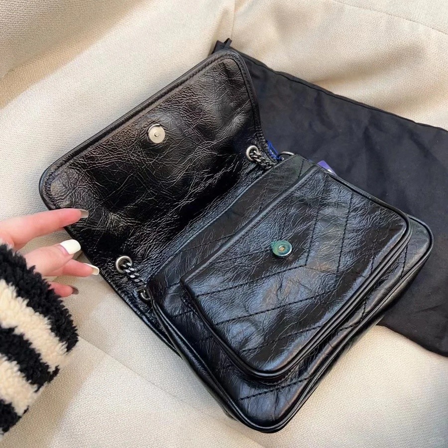 ysl niki 經典款 油蠟皮黑銀_7