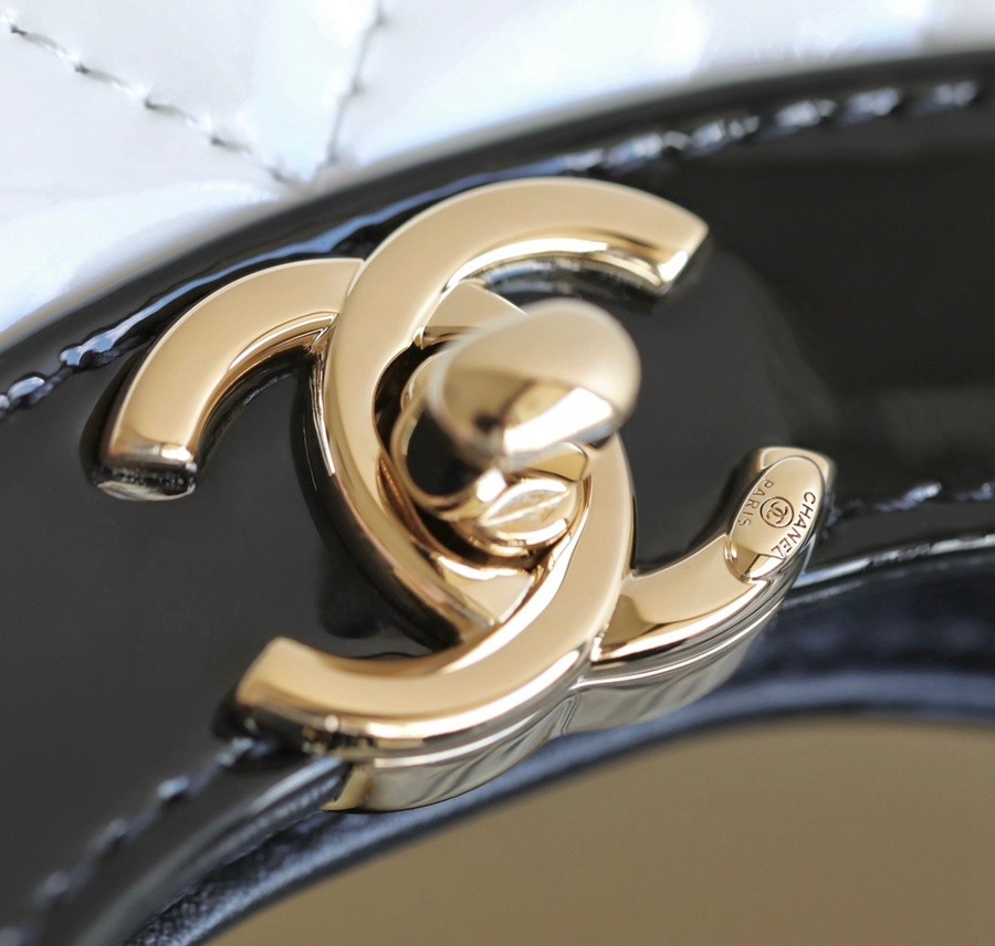 小香 23A 迷你31Bag購物袋 黑/白_10