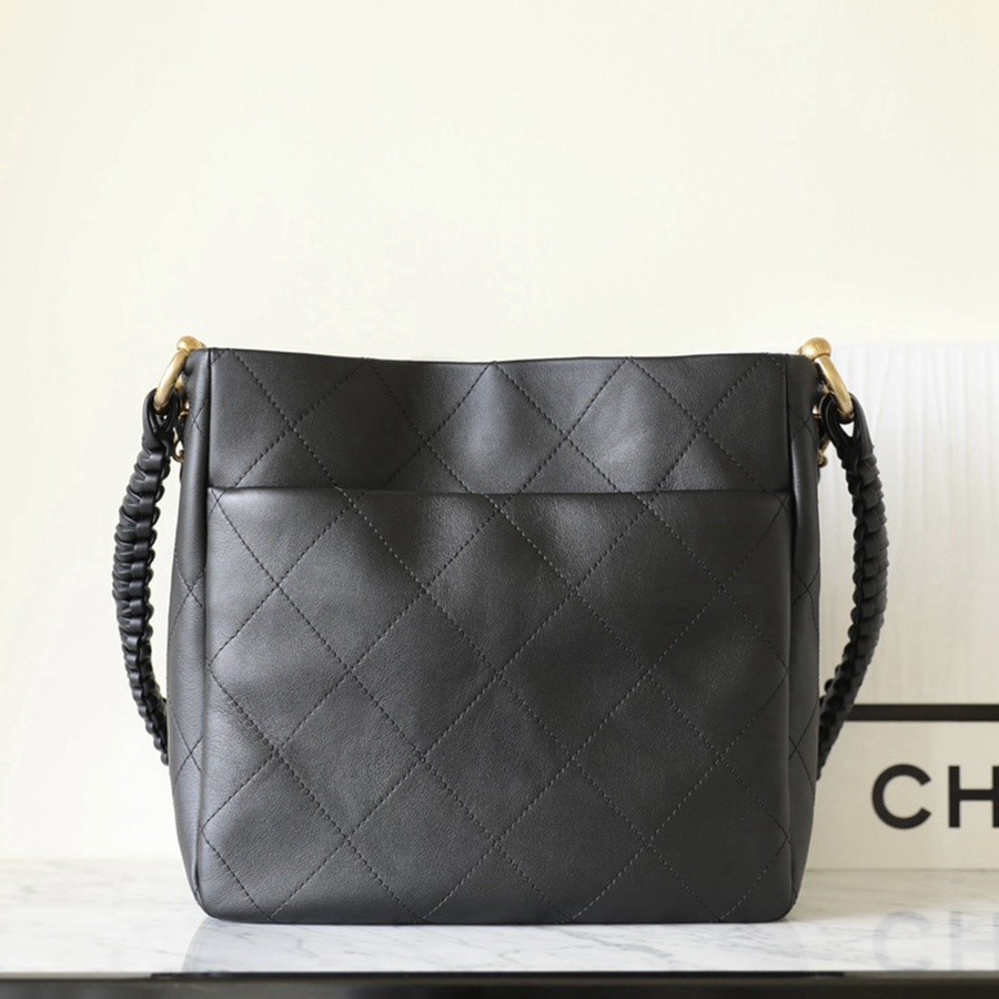 小香 23A 編織肩帶嬉皮包 黑色_2