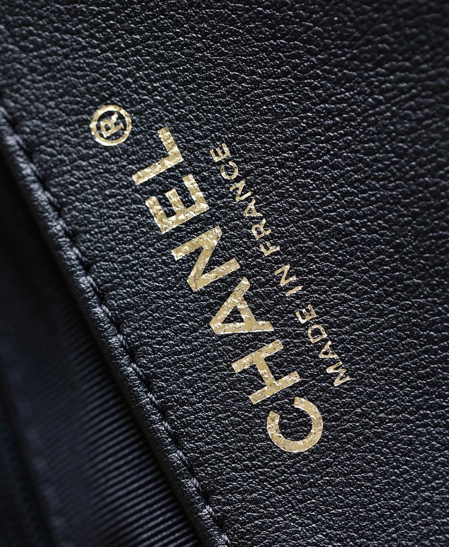 小香 23A 編織肩帶嬉皮包 黑色_7