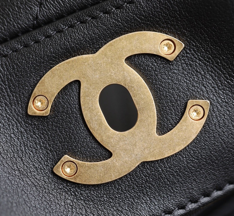 小香 23A 編織肩帶嬉皮包 黑色_10