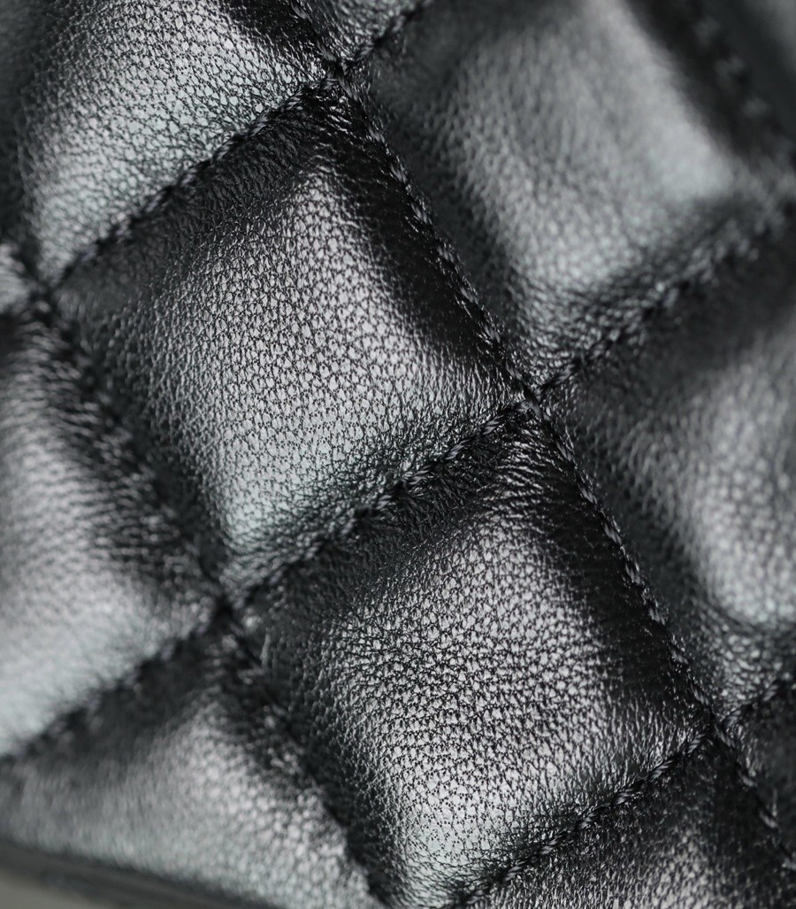 小香 23A 水鑽手提口蓋包 黑色mini_2