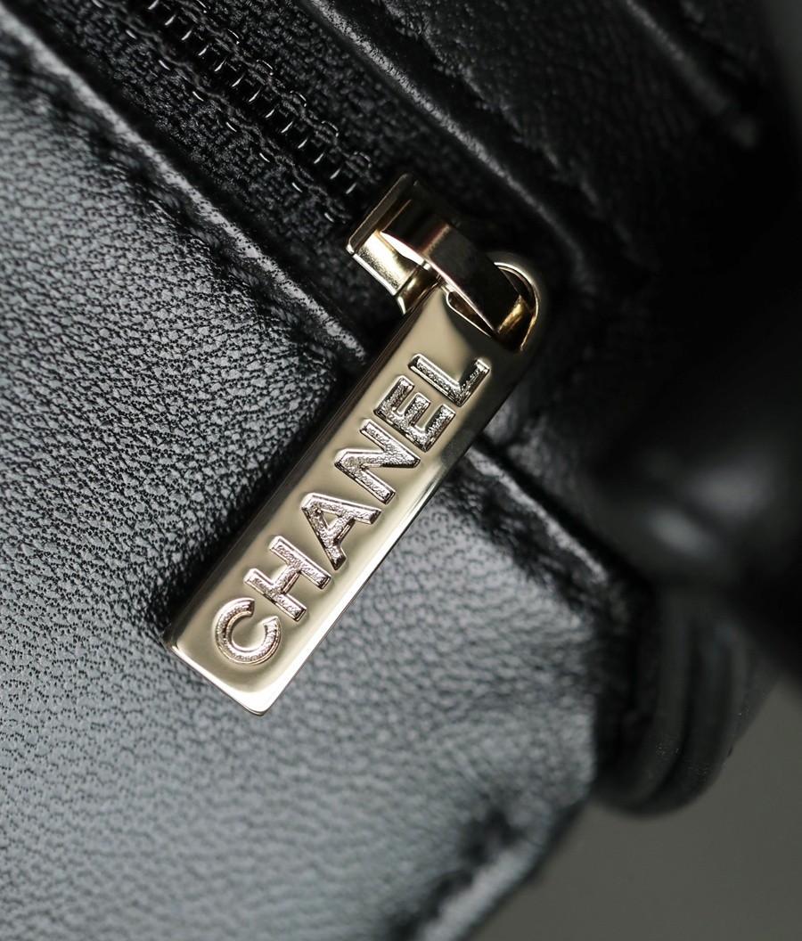 小香 23A 水鑽手提口蓋包 黑色mini_12