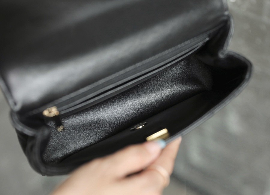 小香 23A 水鑽手提口蓋包 黑色小號_2