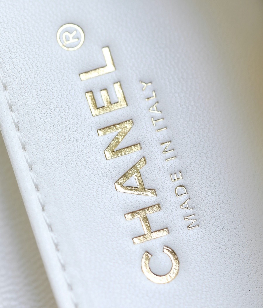 小香 23A 水鑽手提口蓋包 白色mini_7