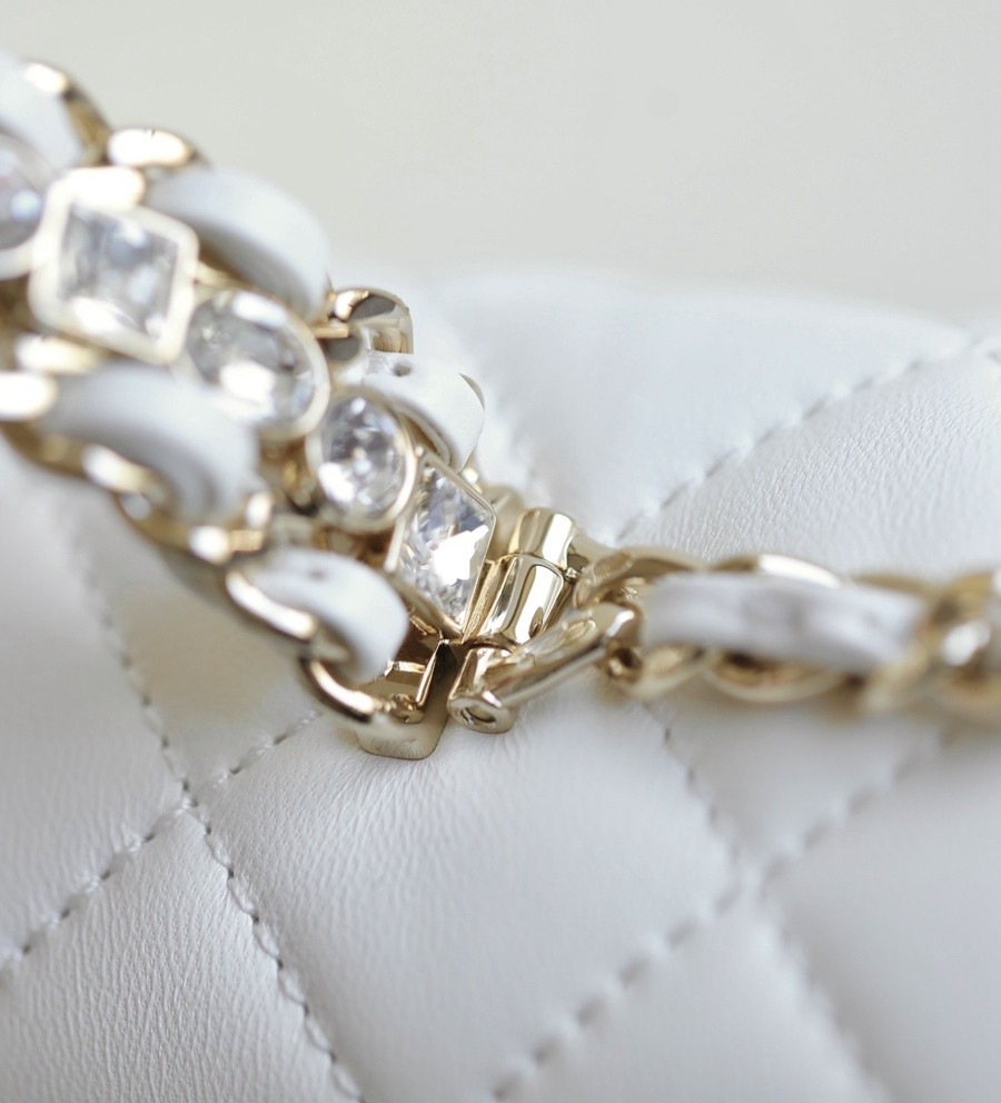 小香 23A 水鑽手提口蓋包 白色mini_9