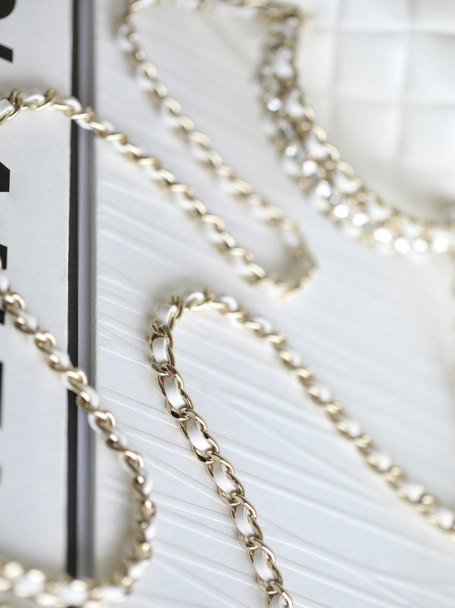 小香 23A 水鑽手提口蓋包 白色mini_10