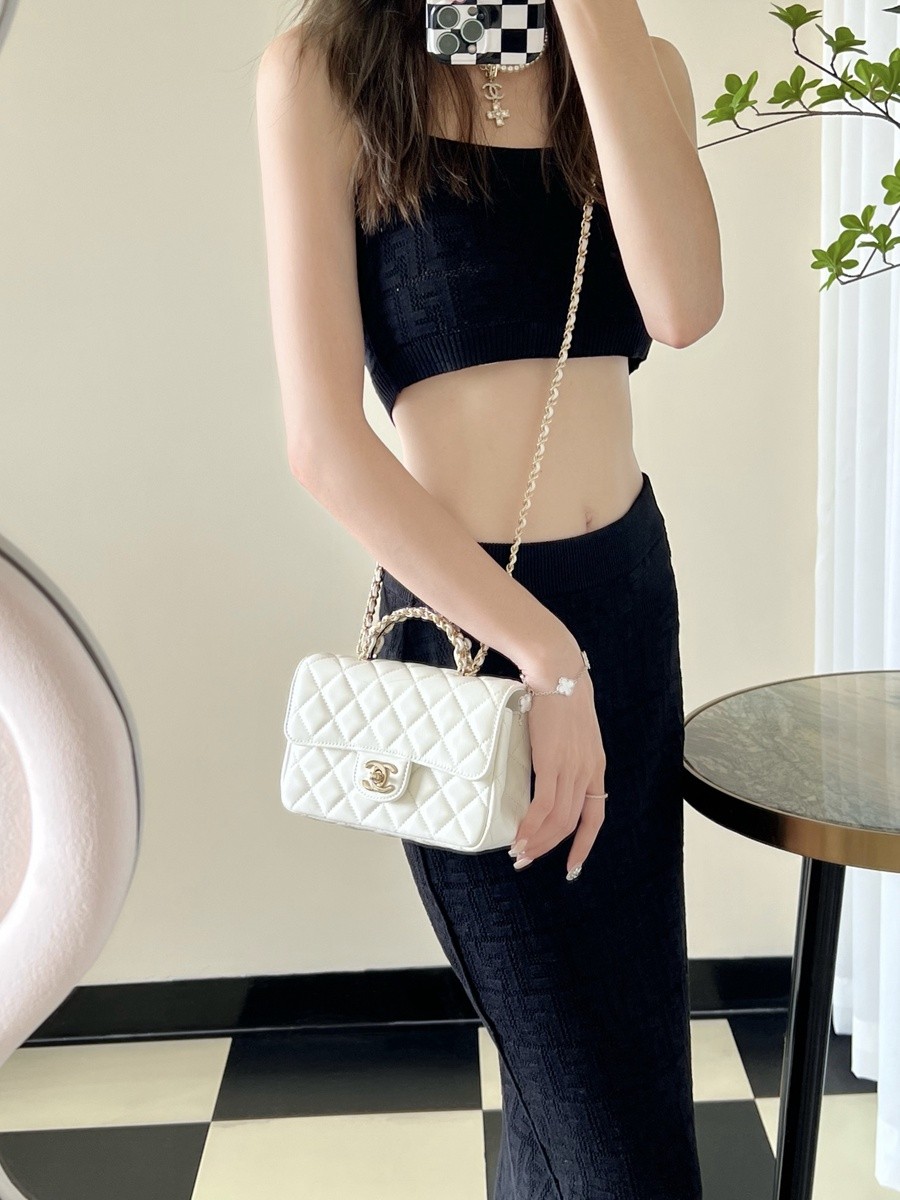 小香 23A 水鑽手提口蓋包 白色mini_18