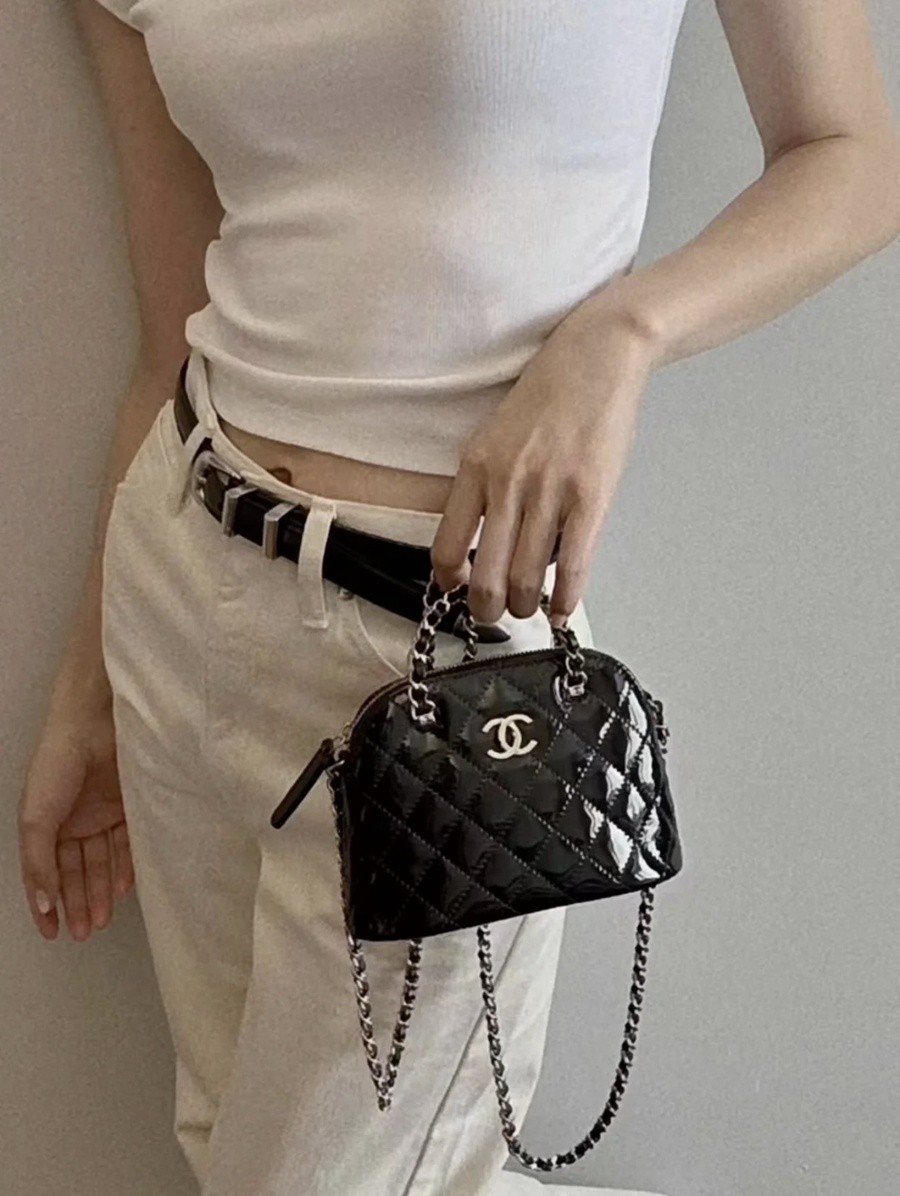 小香 23S春夏 漆皮貝殼包 黑色_21