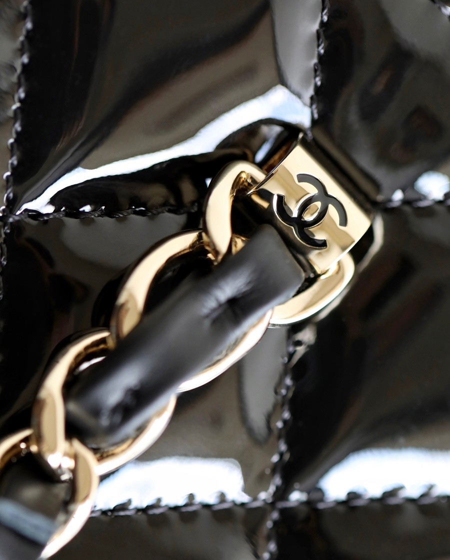 小香 23S春夏 漆皮貝殼BB包 大號黑色_11