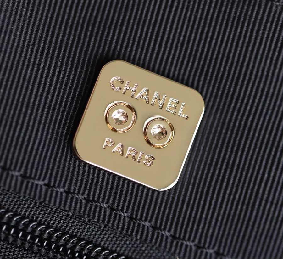 小香 23S春夏 漆皮貝殼BB包 大號黑色_14