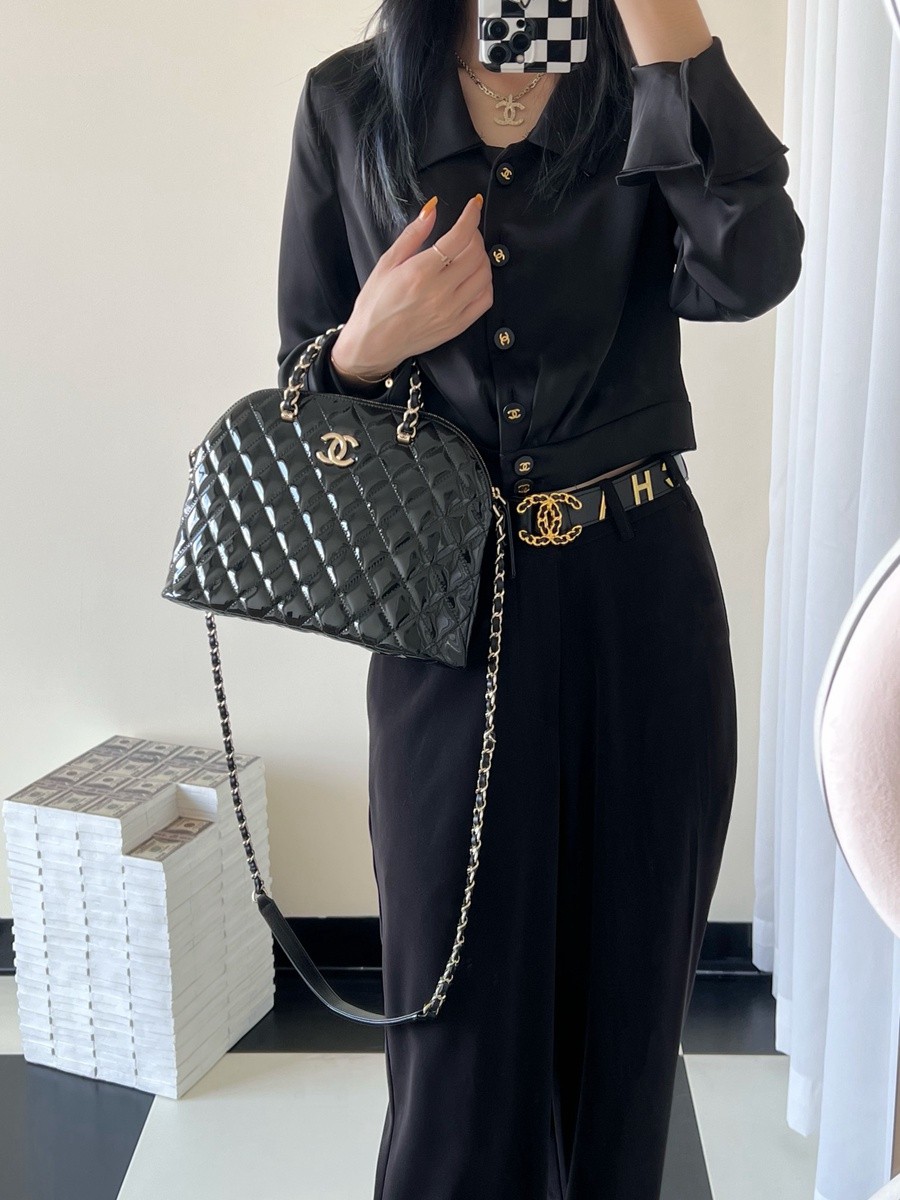 小香 23S春夏 漆皮貝殼BB包 大號黑色_24