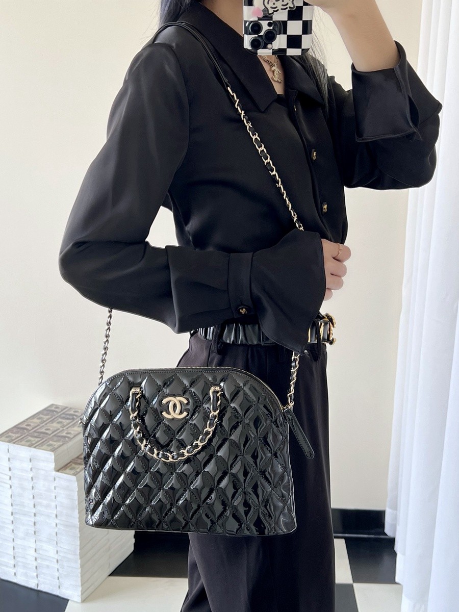 小香 23S春夏 漆皮貝殼BB包 大號黑色_21