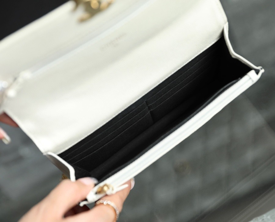 小香 22K秋冬 手提鏈條WOC 白色_3