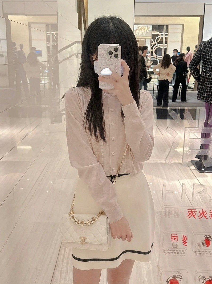 小香 22K秋冬 手提鏈條WOC 白色_18