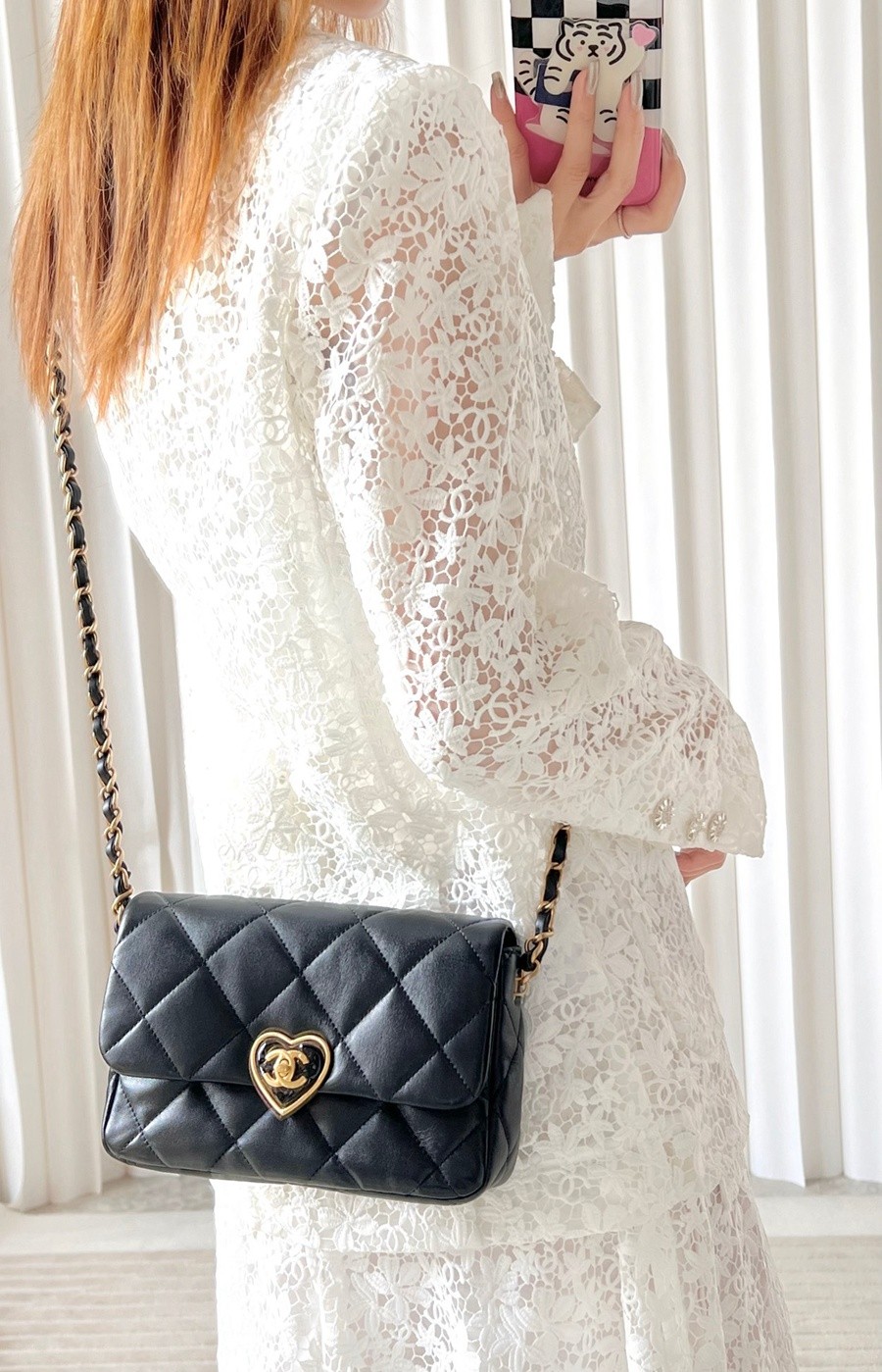 小香 23S春夏系列 愛心琺瑯扣大mini 黑色_19