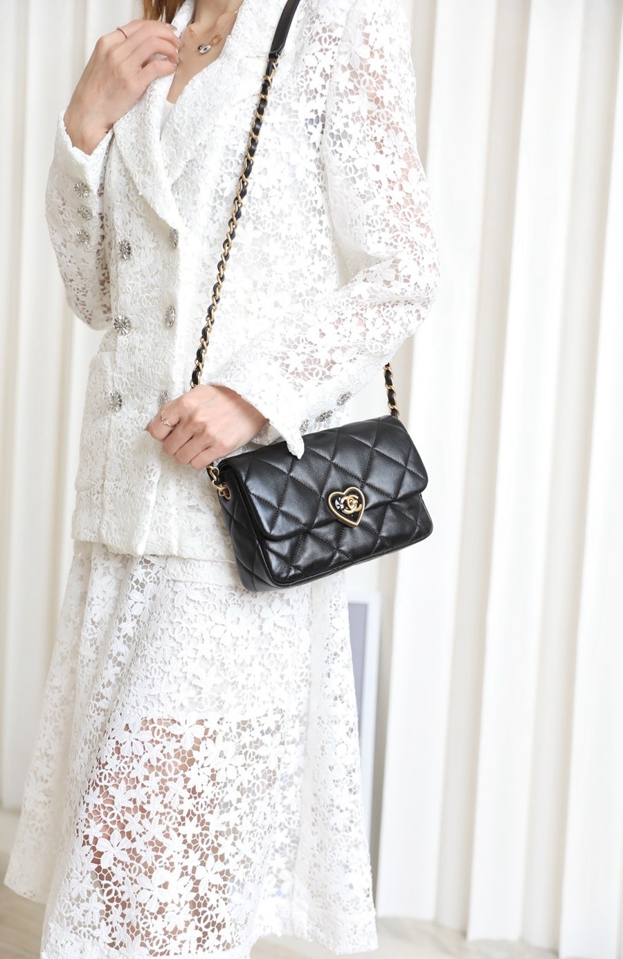 小香 23S春夏系列 愛心琺瑯扣大mini 黑色_23