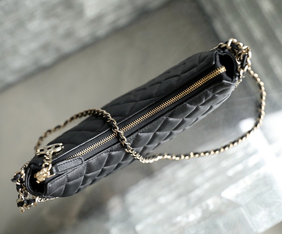 小香 23P春夏半月包/流浪Hobo 黑色 小號_5