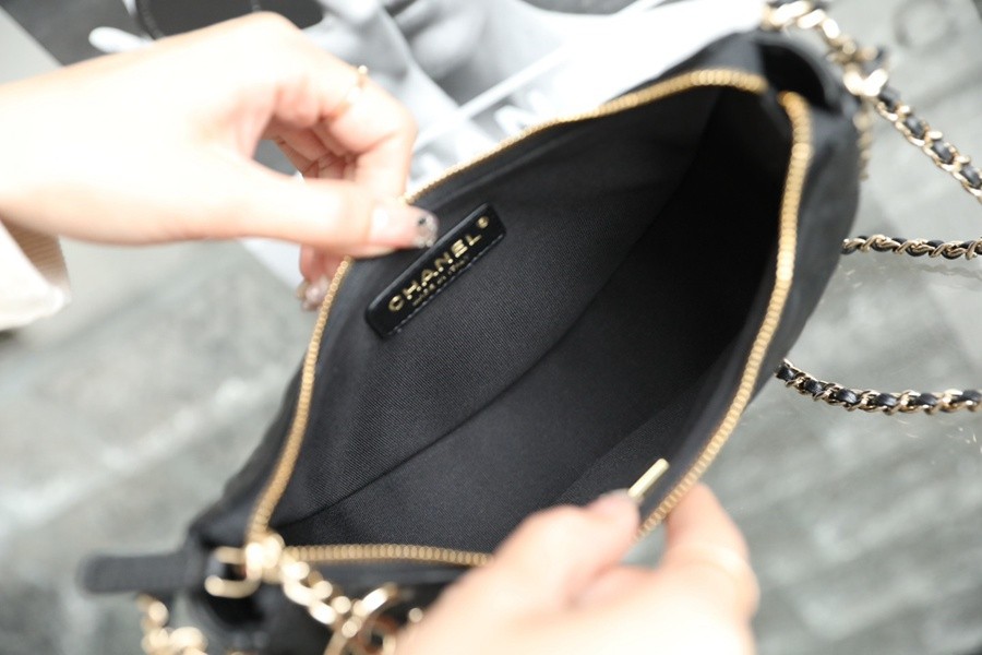 小香 23P春夏半月包/流浪Hobo 黑色 小號_8