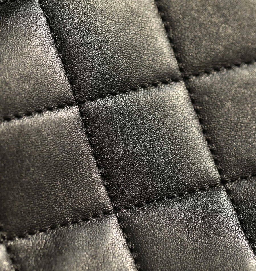 小香 23P系列 字母鏈條口蓋包 黑色小號_7