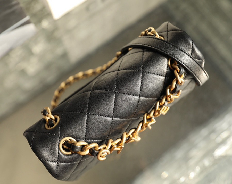 小香 23P系列 字母鏈條口蓋包 黑色小號_6