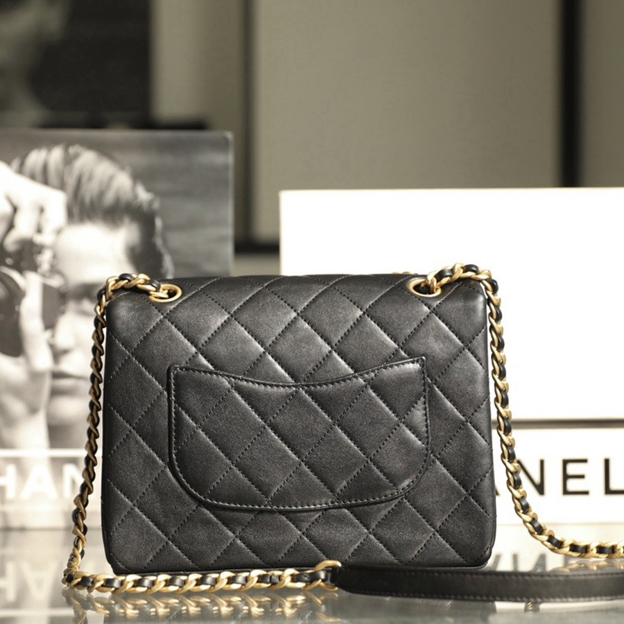 小香 23P系列 字母鏈條口蓋包 黑色小號_2