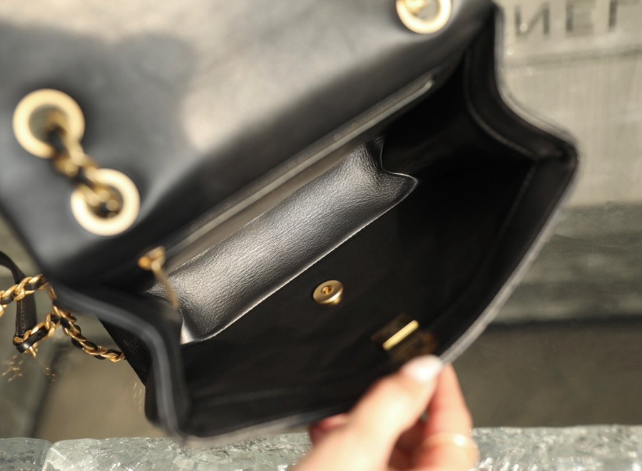 小香 23P系列 字母鏈條口蓋包 黑色小號_4