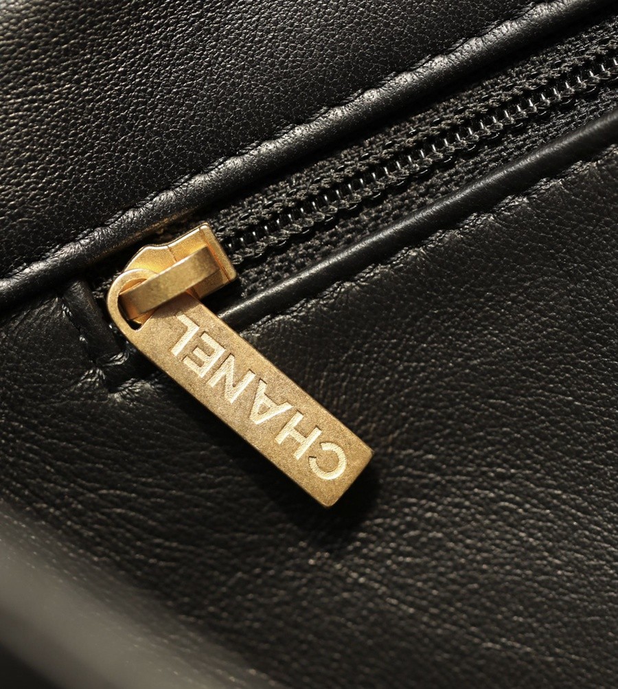 小香 23P系列 字母鏈條口蓋包 黑色小號_16