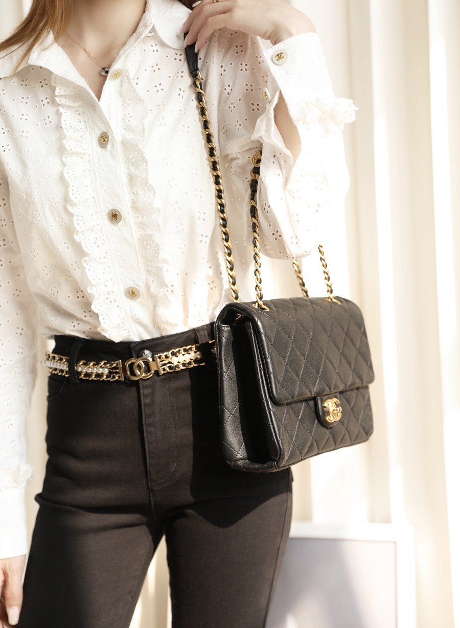 小香 23P系列 字母鏈條口蓋包 黑色小號_23