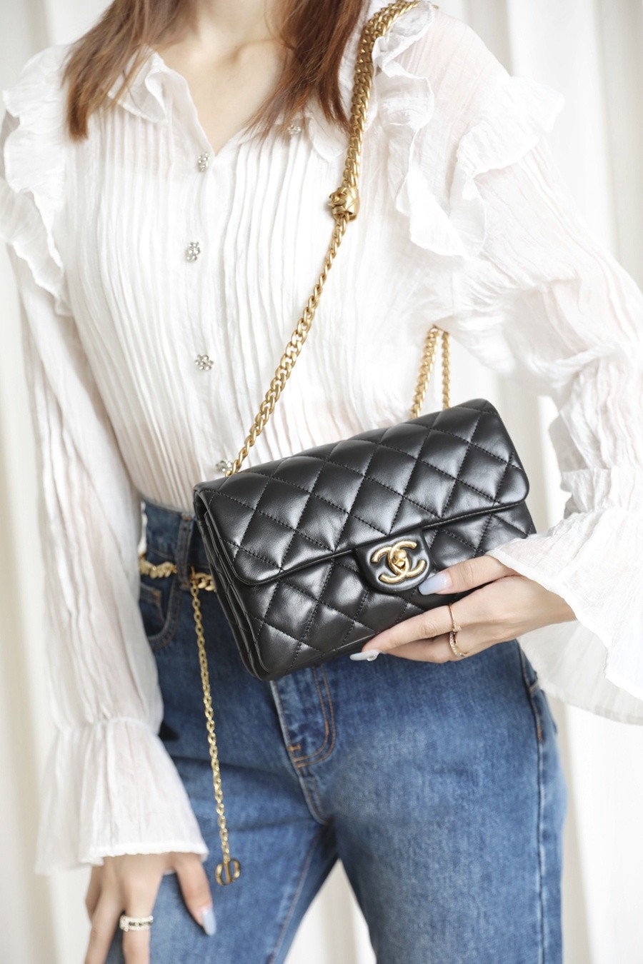 小香 22K秋冬 小金柱調節鏈口蓋包小號 黑色-041_23