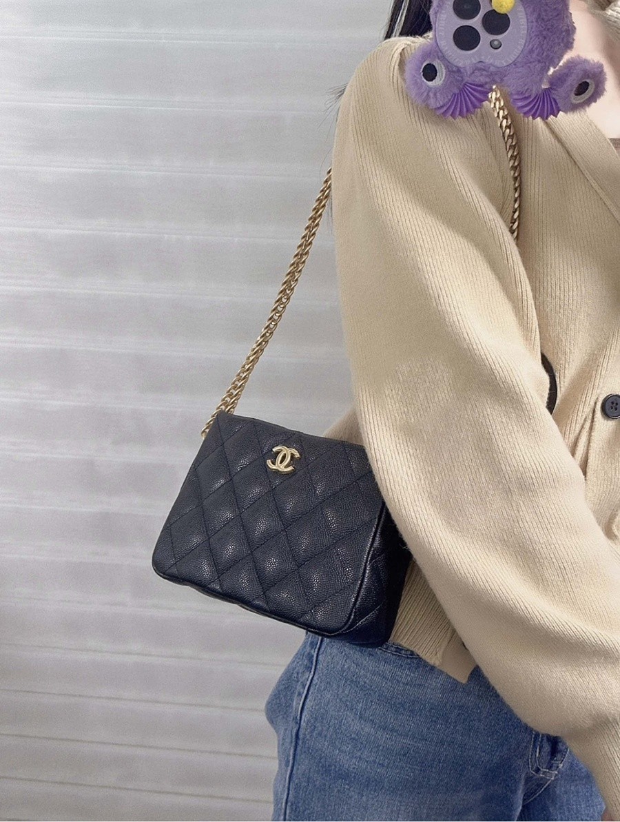 小香 23P系列 愛心扣Hobo流浪小號 黑色_21