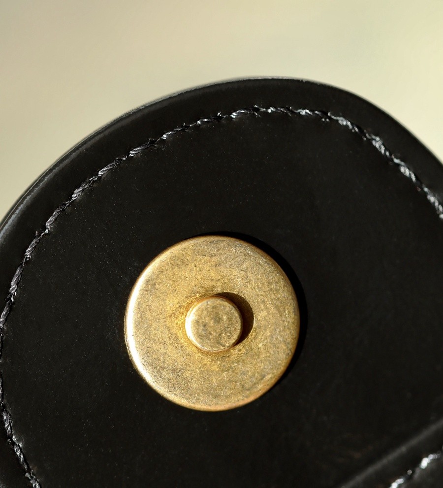 天貓精靈  Hobo流浪包 小號黑色 （退貨商品）_11